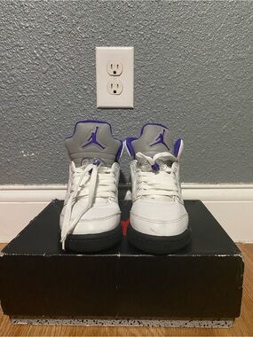Jordan 5 Retro Dark Concord